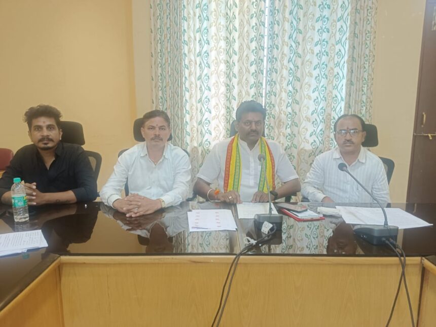 ಸಣ್ಣ ಜಾತಿಯ ಕಾರ್ಯಕರ್ತರನ್ನು ಬಿಜೆಪಿ ನಾಯಕರು ಕಡೆಗಣಿಸುತ್ತಿದ್ದಾರೆ: ಉಮೇಶ ಆಲಮೇಲಕರ