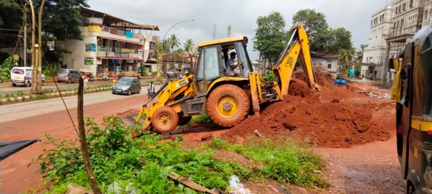 ಶಿರಸಿ ಆಸ್ಪತ್ರೆಯ ಹದಗೆಟ್ಟ ರಸ್ತೆ: Bv ನ್ಯೂಸ್  ಸುದ್ದಿಗೆ ಎಚ್ಚೆತ್ತ ಆರೋಗ್ಯ ಇಲಾಖೆ