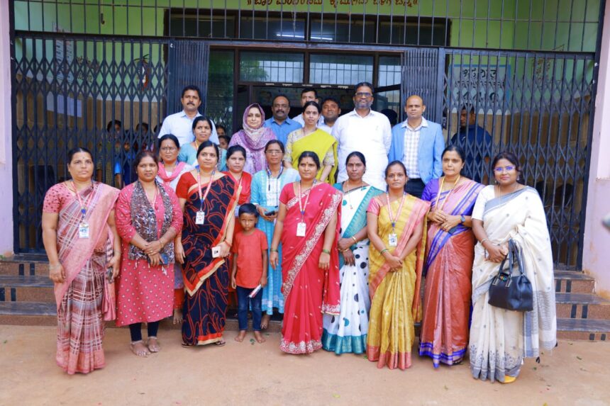 ಅಂಗನವಾಡಿ ಕೇಂದ್ರ, ಬಾಲಮಂದಿರಕ್ಕೆ ದಿಢೀರ್ ಭೇಟಿ ನೀಡಿದ ಸಚಿವೆ ಹೆಬ್ಬಾಳಕರ್ ಅಂಗನವಾಡಿ ಕೇಂದ್ರ, ಬಾಲಮಂದಿರಕ್ಕೆ ದಿಢೀರ್ ಭೇಟಿ ನೀಡಿದ ಸಚಿವೆ ಹೆಬ್ಬಾಳಕರ್