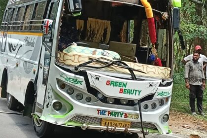 ಬಿಳಿಗಿರಿರಂಗನ ಬೆಟ್ಟದ ರಸ್ತೆಯಲ್ಲಿ ವಾಹನ ಚಾಲಕನ ನಿಯಂತ್ರಣ ತಪ್ಪಿ ಬಸ್ ಪಲ್ಟಿ