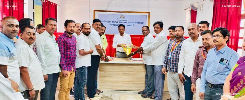 ನೂತನ ತಹಶೀಲ್ದಾರ ಪಮ್ಮಾರ ರವರಿಗೆ ಇಲಕಲ್ ಸರ್ಕಾರಿ ನೌಕರರ ಸಂಘದಿಂದ ಸ್ವಾಗತ