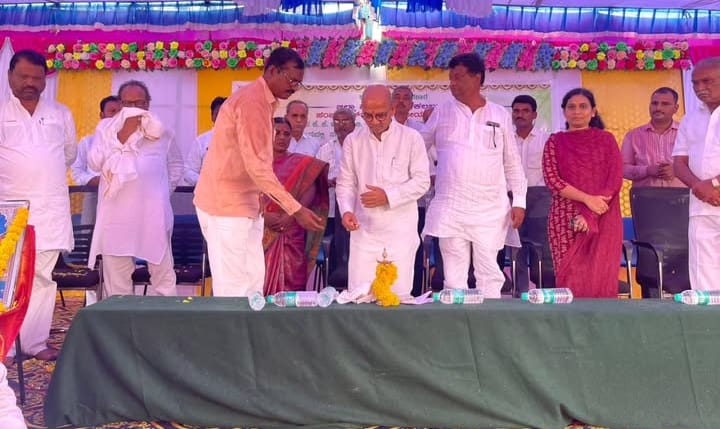 ಇಟ್ಕಲ್ ಗ್ರಾಮದಲ್ಲಿ ಅತಿ ಹೆಚ್ಚು ಸರಕಾರಿ ನೌಕರಸ್ಥರರಿವುದು ತಾಲೂಕಿಗೆ ಹೆಮ್ಮೆಯ ಸಂಗತಿ: ಸಚಿವ ಪಾಟೀಲ್.