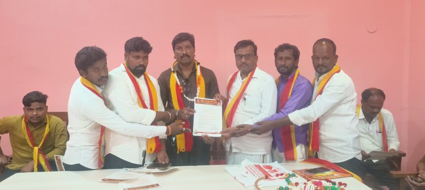 ನಮ್ಮ ಕರ್ನಾಟಕ ಸೇನೆಗೆ ನೂತನ ಪದಾಧಿಕಾರಿಗಳ ಆಯ್ಕೆ ನಮ್ಮ ಕರ್ನಾಟಕ ಸೇನೆಗೆ ನೂತನ ಪದಾಧಿಕಾರಿಗಳ ಆಯ್ಕೆ