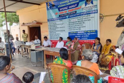 ಇ ಆಸ್ತಿ ಉತಾರ ಮನೆ ಬಾಗಿಲಿಗೆ: ಕಂದಾಯ ಅಧಿಕಾರಿ ನಾರಾಯಣಿ