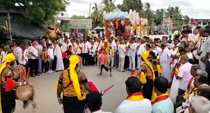 ಕೆಂಪೇಗೌಡ ಜಯಂತಿ: ಪಲ್ಲಕಿಗಳ ಅದ್ದೂರಿ ಮೆರವಣಿಗೆ