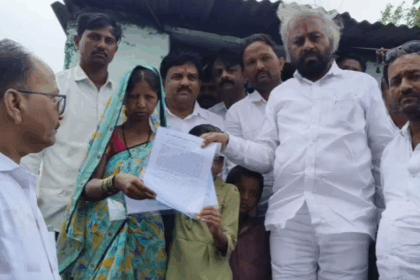 ಮೃತ ಭೀಮರಾವ ಝಳಕೆ ಕುಟುಂಬಕ್ಕೆ ಸಾಂತ್ವನ ಹೇಳಿ ಸರ್ಕಾರದ ಪರಿಹಾರ ಕಲ್ಪಿಸಿದ ಅರಣ್ಯ ಸಚಿವ ಈಶ್ವರ ಖಂಡ್ರೆ