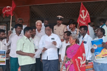 ಧರ್ಮಸ್ಥಳದಲ್ಲಿ ಅತ್ಯಾಚಾರ ಕೊಲೆ ಪ್ರಕರಣ ಖಂಡಿಸಿ ಪ್ರತಿಭಟನೆ