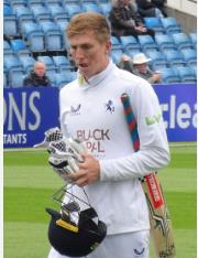 ಮ್ಯಾಂಚೆಸ್ಟರ್ ಟೆಸ್ಟ್: ಇನ್ನಿಂಗ್ಸ್ ಮುನ್ನಡೆಯತ್ತ ಇಂಗ್ಲೆಂಡ್