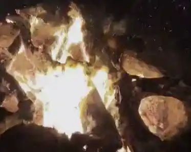 ಮೊಹರಂಗೆ ಹಾಕಿದ ಕುಂಡದಲ್ಲಿ ಬಿದ್ದು ವ್ಯಕ್ತಿ ದುರ್ಮರಣ ಮೊಹರಂಗೆ ಹಾಕಿದ ಕುಂಡದಲ್ಲಿ ಬಿದ್ದು ವ್ಯಕ್ತಿ ದುರ್ಮರಣ