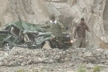 ಜಮ್ಮು ಕಾಶ್ಮೀರದಲ್ಲಿ ಎರಡು ಪ್ರತ್ಯೇಕ ಅಪಘಾತ : ಇಬ್ಬರು ಯೋಧರು ಸಾವು, ಮೂವರು ಗಂಭೀರ