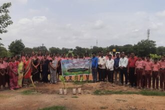 ಮೂಗಬಸವ ಸರ್ಕಾರಿ ಪ್ರೌಢ ಶಾಲೆಯಲ್ಲಿ ಪರಿಸರ ಜಾಗೃತಿ ಕಾರ್ಯಕ್ರಮ.