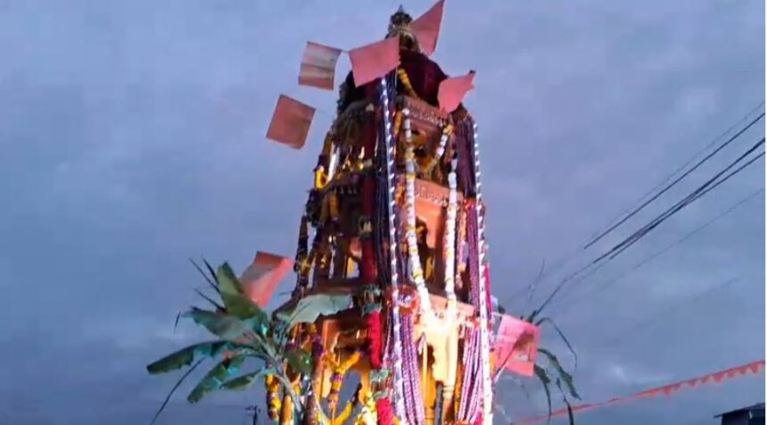 ಅತಿ ಉದ್ದ ಎಳೆಯುವ ರಥ ಎಂಬ ಹೆಗ್ಗಳಿಕೆಗೆ ಪಾತ್ರವಾದ ರಥ ಅತಿ ಉದ್ದ ಎಳೆಯುವ ರಥ ಎಂಬ ಹೆಗ್ಗಳಿಕೆಗೆ ಪಾತ್ರವಾದ ರಥ