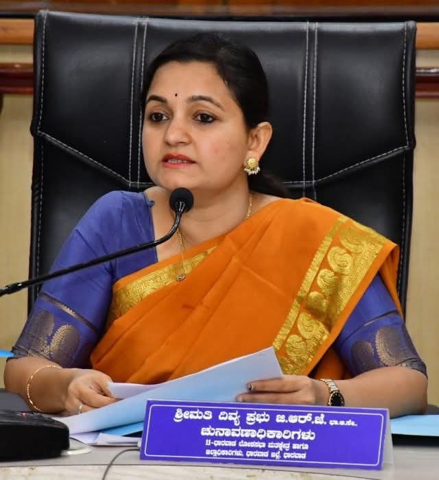 ಬುಧವಾರವು ಕೂಡ ಶಾಲಾ ಕಾಲೇಜುಗಳಿಗೆ ರಜೆ ಘೋಷಣೆ ಬುಧವಾರವು ಕೂಡ ಶಾಲಾ ಕಾಲೇಜುಗಳಿಗೆ ರಜೆ ಘೋಷಣೆ