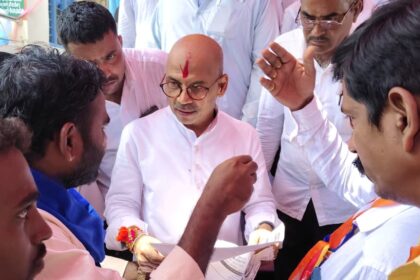 ಕೂಡು ರಸ್ತೆ ಸಂಪರ್ಕ ಕಲ್ಪಿಸುವಂತೆ ಸಚಿವರಿಗೆ ಮನವಿ