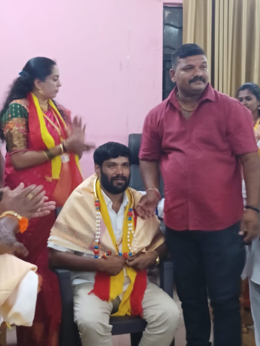 50ಕ್ಕೂ ಹೆಚ್ಚು ಯುವಕರು ಸ್ವಾಭಿಮಾನಿ ಪಡೆ ಸಂಘಟನೆ ಸೇರ್ಪಡೆ 50ಕ್ಕೂ ಹೆಚ್ಚು ಯುವಕರು ಸ್ವಾಭಿಮಾನಿ ಪಡೆ ಸಂಘಟನೆ ಸೇರ್ಪಡೆ