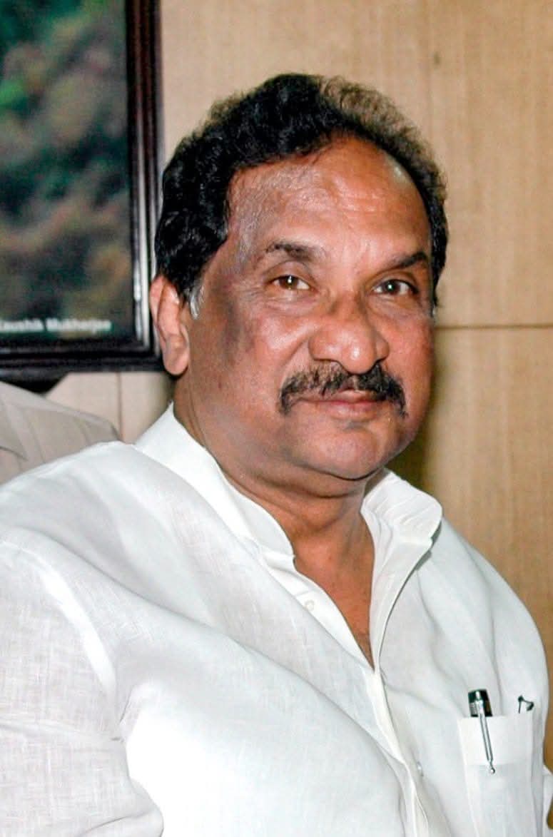 ಇಂಧನ ಸಚಿವ ಜಾರ್ಜ್ ಅವರೇ..! ನಿಮ್ಮ ಇಲಾಖೆಯ ಶಾಖಾಧಿಕಾರಿಗಳ ಕಚೇರಿ ದುಸ್ಥಿತಿ ನೋಡಿದ್ದೀರಾ ? ಇಂಧನ ಸಚಿವ ಜಾರ್ಜ್ ಅವರೇ..! ನಿಮ್ಮ ಇಲಾಖೆಯ ಶಾಖಾಧಿಕಾರಿಗಳ ಕಚೇರಿ ದುಸ್ಥಿತಿ ನೋಡಿದ್ದೀರಾ ?