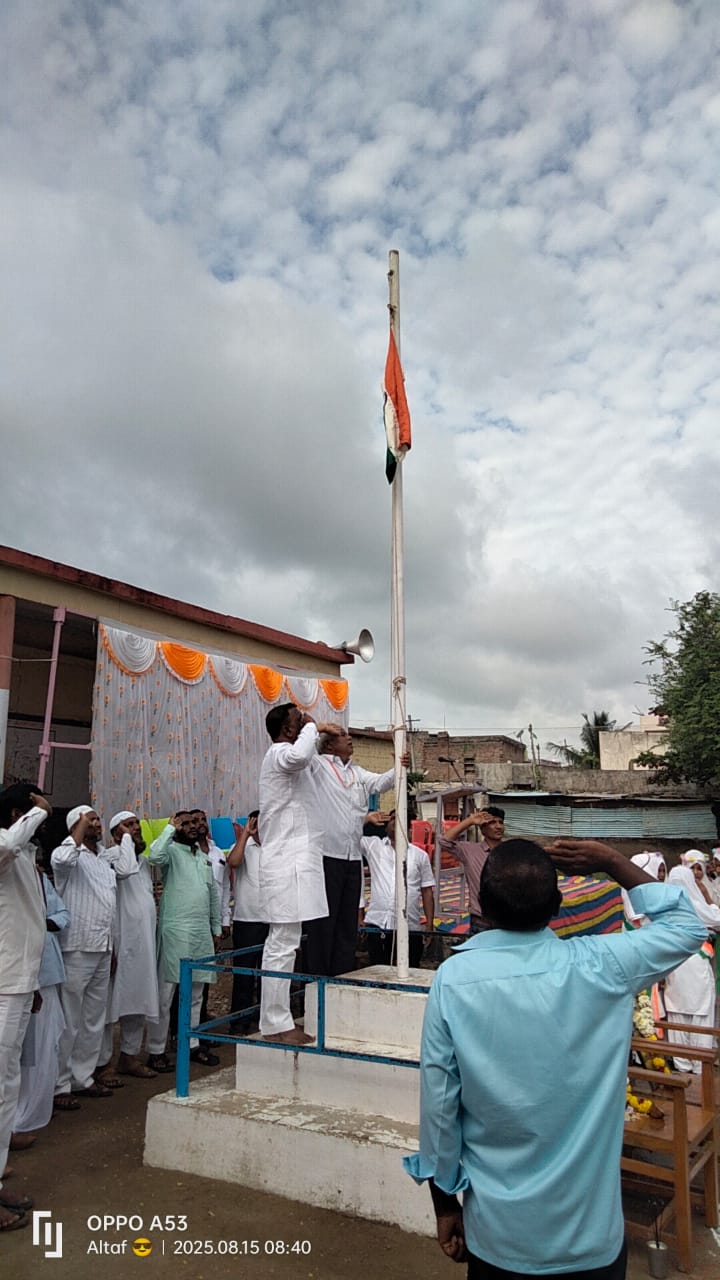 ಕುದುರಿ ಸಾಲವಾಡಗಿ ಗ್ರಾಮದಲ್ಲಿ ಸ್ವಾತಂತ್ರ್ಯೋತ್ಸವ