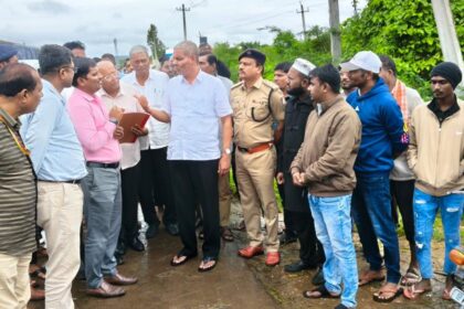 ಪ್ರವಾಹ ಭೀತಿ: ತಾಲೂಕಾಧಿಕರಿಗಳ ಜೊತೆ ಶಾಸಕ ಬಾಲಚಂದ್ರ ಜಾರಕಿಹೋಳಿ ಸಭೆ