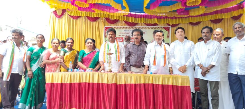 ಶಾಸಕರಾದ ಬಸನಗೌಡ ದದ್ದಲ್ ರಿಂದ ವಿವಿಧ ಅಭಿವೃದ್ಧಿ ಕಾಮಗಾರಿಗಳಿಗೆ ಶಂಕುಸ್ಥಾಪನೆ ಶಾಸಕರಾದ ಬಸನಗೌಡ ದದ್ದಲ್ ರಿಂದ ವಿವಿಧ ಅಭಿವೃದ್ಧಿ ಕಾಮಗಾರಿಗಳಿಗೆ ಶಂಕುಸ್ಥಾಪನೆ