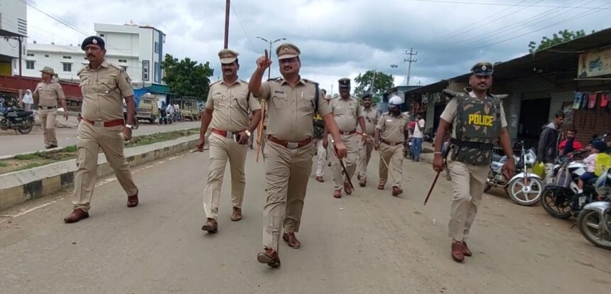 ಪೊಲೀಸ್ ಎಂದರೆ ಭಯ ಅಲ್ಲ ಭರವಸೆ : ಹೊಸಕೇರಪ್ಪ ಕೆ ಪೊಲೀಸ್ ಎಂದರೆ ಭಯ ಅಲ್ಲ ಭರವಸೆ : ಹೊಸಕೇರಪ್ಪ ಕೆ