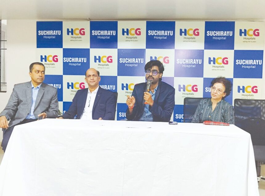 ಅಪರೂಪದ ಕಾಯಿಲೆಗೆ ಅತ್ಯಾಧುನಿಕ ಆಪರೇಶನ್ : ಹುಬ್ಬಳ್ಳಿ ಎಚ್ಸಿಜಿ ಸುಚಿರಾಯು ಆಸ್ಪತ್ರೆ ವೈದ್ಯರ ಸಾಧನೆ ಅಪರೂಪದ ಕಾಯಿಲೆಗೆ ಅತ್ಯಾಧುನಿಕ ಆಪರೇಶನ್ : ಹುಬ್ಬಳ್ಳಿ ಎಚ್ಸಿಜಿ ಸುಚಿರಾಯು ಆಸ್ಪತ್ರೆ ವೈದ್ಯರ ಸಾಧನೆ