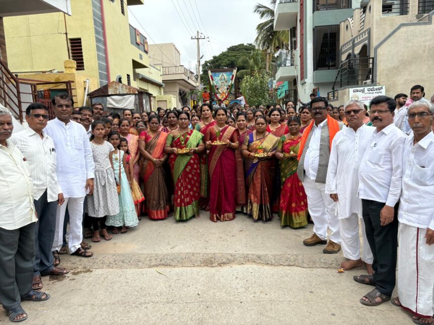 ಅದ್ದೂರಿಯಾಗಿ ಜಿಹ್ವೇಶ್ವರ ಜಯಂತಿ ಆಚರಣೆ ಅದ್ದೂರಿಯಾಗಿ ಜಿಹ್ವೇಶ್ವರ ಜಯಂತಿ ಆಚರಣೆ