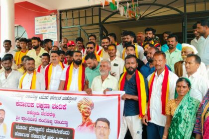 ಸಂಗೊಳ್ಳಿ ರಾಯಣ್ಣ ಮೂರ್ತಿ ಸ್ಥಾಪನ ಮಾಡಬೇಕೆಂದು ಮನವಿ ಮಾಡಿದ ರಕ್ಷಣಾ ವೇದಿಕೆ ಸಂಘಟನೆ