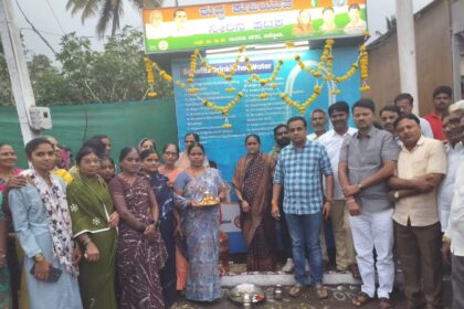 ಇಂದಿರಾ ನಗರದಲ್ಲಿ ಅದ್ದೂರಿಯಾಗಿ ಕುಡಿಯುವ ನೀರಿನ ಘಟಕಗಳ ಉದ್ಘಾಟನೆ ನಡೆಯಿತು.