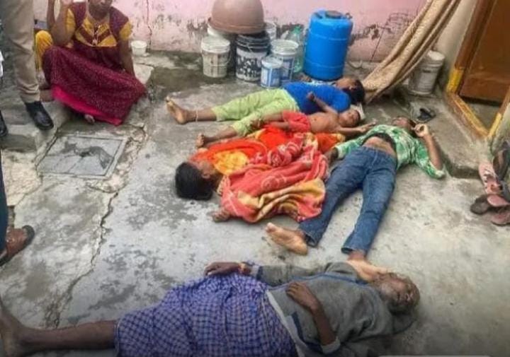 ರಂಜೋಳ ಗ್ರಾಮದ ಒಂದೇ ಕುಟುಂಬದ ಐವರು ಆತ್ಮಹತ್ಯೆ ರಂಜೋಳ ಗ್ರಾಮದ ಒಂದೇ ಕುಟುಂಬದ ಐವರು ಆತ್ಮಹತ್ಯೆ