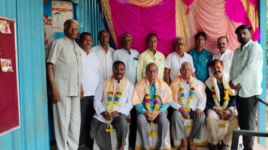 ವಿವಿಧ ಕ್ಷೇತ್ರದಲ್ಲಿ ಸಾಧನೆ ಗೈದ ಮಹನೀಯರಿಗೆ ಸನ್ಮಾನ ವಿವಿಧ ಕ್ಷೇತ್ರದಲ್ಲಿ ಸಾಧನೆ ಗೈದ ಮಹನೀಯರಿಗೆ ಸನ್ಮಾನ