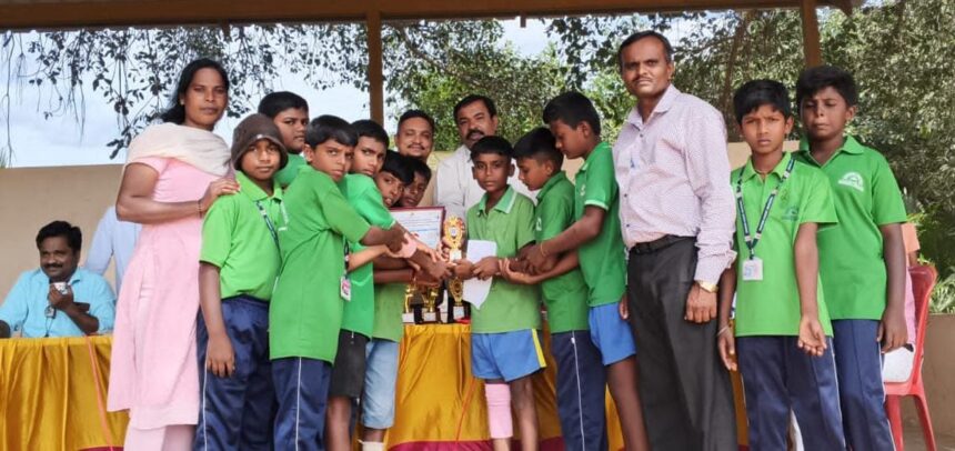 ಹೋಬಳಿ ಮಟ್ಟದ ಕ್ರೀಡಾಕೂಟದಲ್ಲಿ ಸೌರಭ ಕಾನ್ವೆಂಟಿಗೆ ಹಲವು ಪ್ರಶಸ್ತಿ