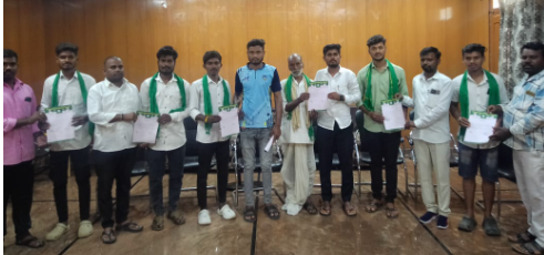 ಕರ್ನಾಟಕ ರಾಜ್ಯ ರೈತ ಸಂಘ ಹಾಗೂ ರೈತರ ಸೇನೆ ನೂತನ ಗ್ರಾಮ ಘಟಕ ಪದಾಧಿಕಾರಿಗಳ ನೇಮಕ ಕರ್ನಾಟಕ ರಾಜ್ಯ ರೈತ ಸಂಘ ಹಾಗೂ ರೈತರ ಸೇನೆ ನೂತನ ಗ್ರಾಮ ಘಟಕ ಪದಾಧಿಕಾರಿಗಳ ನೇಮಕ