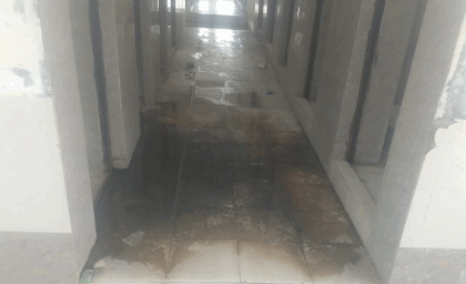 ಮೂಲಭೂತ ಸೌಕರ್ಯಗಳಿಲ್ಲದೆ ಪರದಾಡುತ್ತಿರುವ ಮಕ್ಕಳು