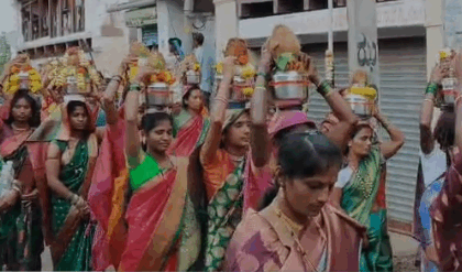 ಚಿಕ್ಕೋಡಿ ಕರೋಶಿ ಗ್ರಾಮದಲ್ಲಿ ಅದ್ದೂರಿ ಕೃಷ್ಣ ಹುಟ್ಟು ಹಬ್ಬ ಆಚರಣೆ