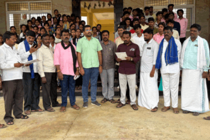 ಕೋವೇರಹಟ್ಟಿ ವರ್ಷಿತಾಳ ಕೊಲೆ ಖಂಡಿಸಿ ಪ್ರತಿಭಟನೆ