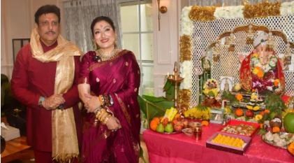 ಡೈವರ್ಸ್ ವದಂತಿಗೆ ತೆಗೆ ಎಳೆದ ಗೋವಿಂದ ದಂಪತಿ ಡೈವರ್ಸ್ ವದಂತಿಗೆ ತೆಗೆ ಎಳೆದ ಗೋವಿಂದ ದಂಪತಿ