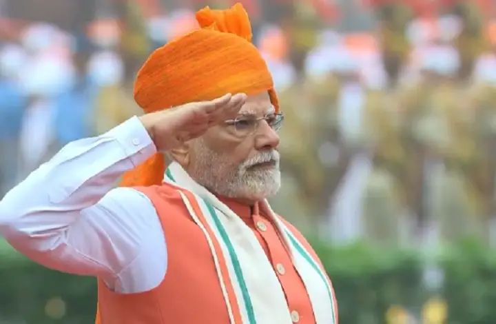 ಸತತ 12 ನೇ ಬಾರಿಗೆ ಕೆಂಪುಕೋಟೆಯಲ್ಲಿ ಧ್ವಜಾರೋಹಣ ನೆರವೇರಿಸಿದ ಮೋದಿ ಸತತ 12 ನೇ ಬಾರಿಗೆ ಕೆಂಪುಕೋಟೆಯಲ್ಲಿ ಧ್ವಜಾರೋಹಣ ನೆರವೇರಿಸಿದ ಮೋದಿ