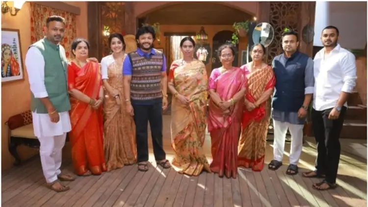 ಚಿತ್ರರಂಗಕ್ಕೆ ಕಾಲಿಟ್ಟ ಸಚಿವೆ ಲಕ್ಷ್ಮೀ ಹೆಬ್ಬಾಳಕರ್ ಚಿತ್ರರಂಗಕ್ಕೆ ಕಾಲಿಟ್ಟ ಸಚಿವೆ ಲಕ್ಷ್ಮೀ ಹೆಬ್ಬಾಳಕರ್