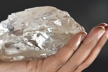 ಪ್ರಪಂಚದ 2ನೇ ಅತಿ ದೊಡ್ಡ ವಜ್ರ ಪತ್ತೆ