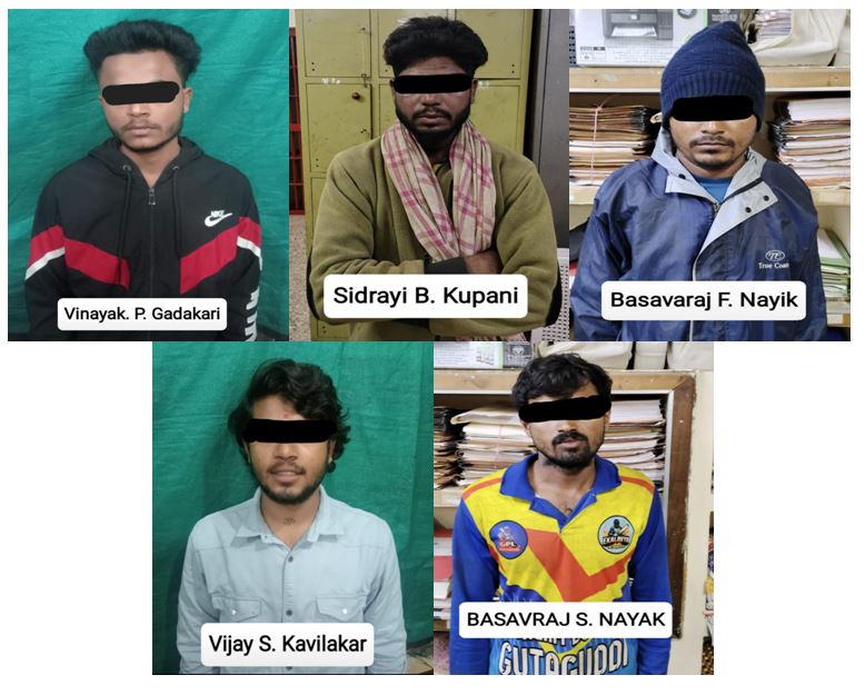 ಮಾರ್ಕೆಟ್ ಹಾಗೂ ಮಾಳಮಾರುತಿ ಠಾಣೆ ಪೊಲೀಸರಿಂದ ಗಾಂಜಾ ಸೇವನೇ ಮಾಡುತ್ತಿದ್ದ ಆರೋಪಿಗಳ ಬಂಧನ ಮಾರ್ಕೆಟ್ ಹಾಗೂ ಮಾಳಮಾರುತಿ ಠಾಣೆ ಪೊಲೀಸರಿಂದ ಗಾಂಜಾ ಸೇವನೇ ಮಾಡುತ್ತಿದ್ದ ಆರೋಪಿಗಳ ಬಂಧನ