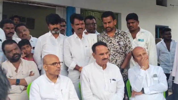 ನಕಲಿ ವೈದ್ಯರು ಹತ್ತಿರ ಯಾರು ಚಿಕಿತ್ಸೆ ಪಡೆಯಬಾರದು : ಡಾ.ಶರಣ ಪ್ರಕಾಶ್ ಪಾಟೀಲ್. ನಕಲಿ ವೈದ್ಯರು ಹತ್ತಿರ ಯಾರು ಚಿಕಿತ್ಸೆ ಪಡೆಯಬಾರದು : ಡಾ.ಶರಣ ಪ್ರಕಾಶ್ ಪಾಟೀಲ್.