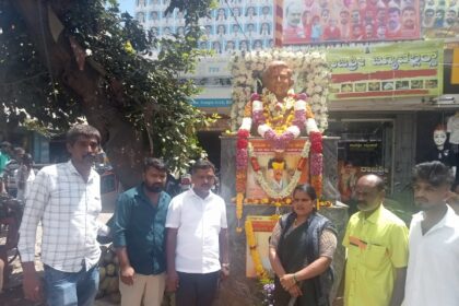 ಹೆಗ್ಗನಹಳ್ಳಿ ಕ್ರಾಸ್ ನಲ್ಲಿ ಸಾಹಸ ಸಿಂಹ ಡಾ. ವಿಷ್ಣುವರ್ಧನ್ ಅವರ ಜಯಂತೋತ್ಸವ