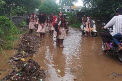 ಹದೆಗೆಟ್ಟ ಕಾಗವಾಡ ಮುಖ್ಯ ರಸ್ತೆ: ಜನರ ಆಕ್ರೋಶ