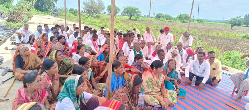 ಸ್ಪಂದಿಸದ ಕಾರ್ಖಾನೆ ವಿರುದ್ಧ ಉಗ್ರ ಹೋರಾಟಕ್ಕೆ ಪೂರ್ವಭಾವಿ ಸಭೆ ಸ್ಪಂದಿಸದ ಕಾರ್ಖಾನೆ ವಿರುದ್ಧ ಉಗ್ರ ಹೋರಾಟಕ್ಕೆ ಪೂರ್ವಭಾವಿ ಸಭೆ