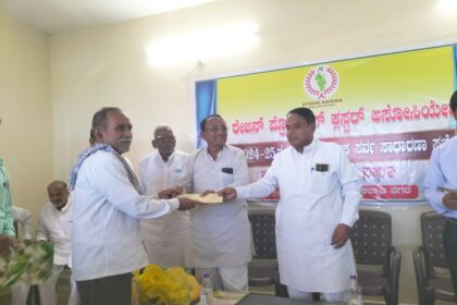 ಮಹಾರಾಷ್ಟ್ರಕ್ಕಿಂತ ಹೆಚ್ವಿನ ಬೆಲೆಗೆ ಒಣ ದ್ರಾಕ್ಷಿ ಮರಾಟ: ಡೊಂಗರಗಾವ