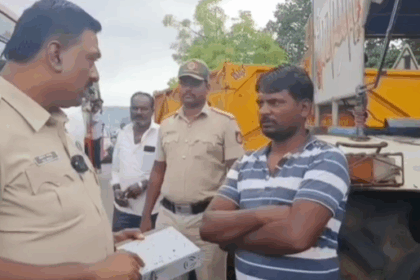 ಟ್ರಾಕ್ಟರ್ ಡೈವರಗಳ ಚಳಿ ಬಿಡಿಸಿದ ಘಟಪ್ರಭಾ ಸಿಪಿಆಯ್ ಮುಲ್ಲಾ