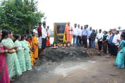 ನಿಪ್ಪಾಣಿ ಶ್ರೀ ಕ್ಷೇತ್ರ ಧರ್ಮಸ್ಥಳ ಗ್ರಾಮಾಭಿವೃದ್ಧಿ ನಾಮಫಲಕ ಹಾಗೂ ಬಾಗಿನ ಅರ್ಪಣೆ 