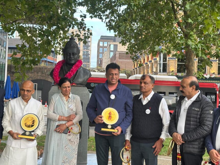 ಲಂಡನ್ನಿನ ಬಸವಣ್ಣ ಪ್ರತಿಮೆ ಸ್ಥಳಕ್ಕೆ ಭೇಟಿ ನೀಡಿದ ಸಚಿವ ಡಾ.ಶರಣಪ್ರಕಾಶ