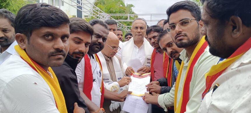 ತಾಲೂಕ ಸಾರ್ವಜನಿಕ ಆಸ್ಪತ್ರೆ ಅವ್ಯವಸ್ಥೆ ಸರಿಪಡಿಸಿ ಗೊಬ್ಬರ ಕಲ್ ತಾಲೂಕ ಸಾರ್ವಜನಿಕ ಆಸ್ಪತ್ರೆ ಅವ್ಯವಸ್ಥೆ ಸರಿಪಡಿಸಿ ಗೊಬ್ಬರ ಕಲ್