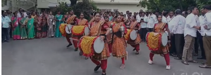 ‘ಸರ್ಕಾರಿ ನೌಕರರ ಸಂಘದ ತಾಲ್ಲೂಕು ಅಧ್ಯಕ್ಷ ರವಿ ಕುಮಾರ್ ಕಾರ್ಯ ಶ್ಲಾಘನೀಯ’